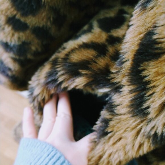 Vintage leopard faux fur jacket - Picture 7 of 8